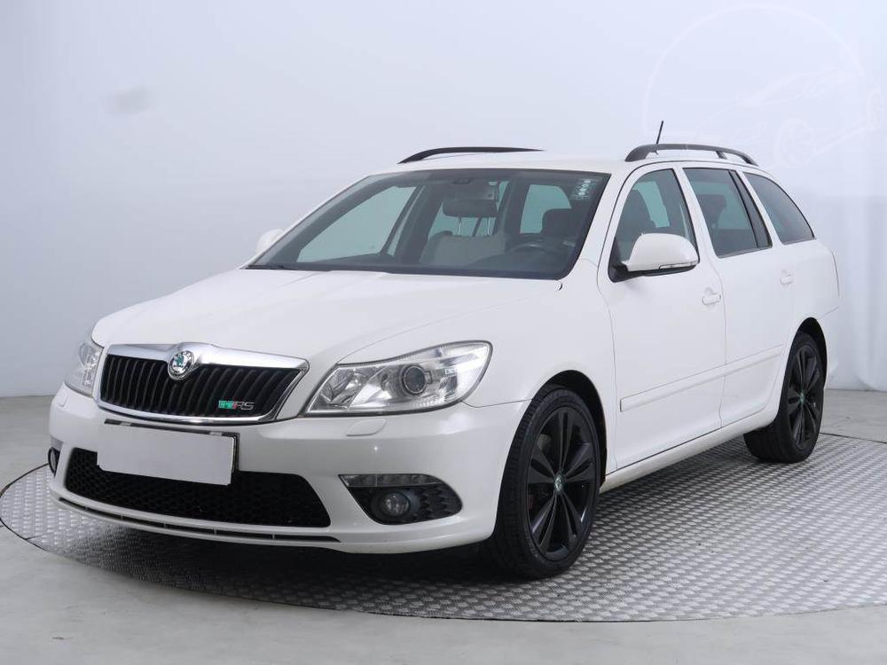 koda Octavia RS 2.0 TDI, Serv.kniha, Navi