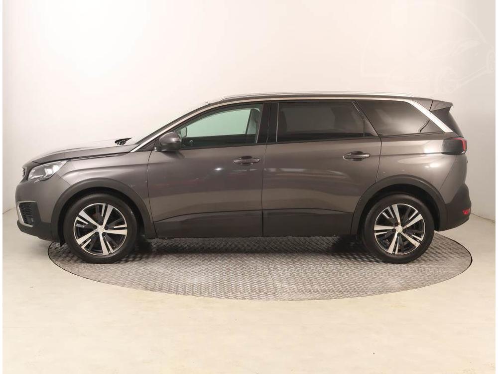 Peugeot 5008 PureTech 130, Serv.kniha, Navi