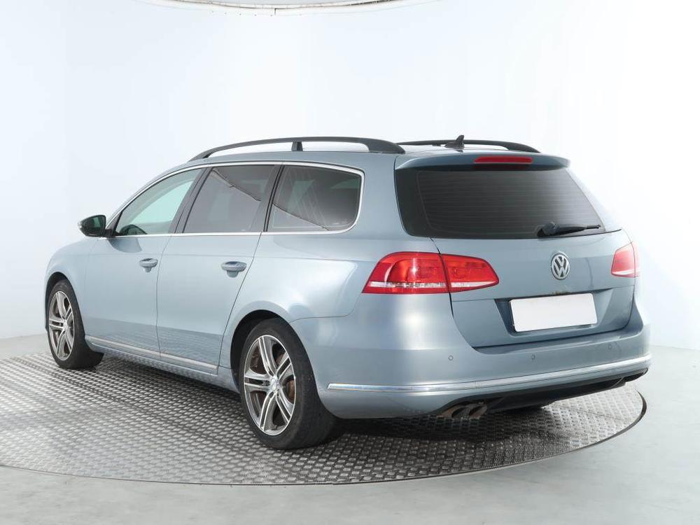 Volkswagen Passat 2.0 TDI, Navi