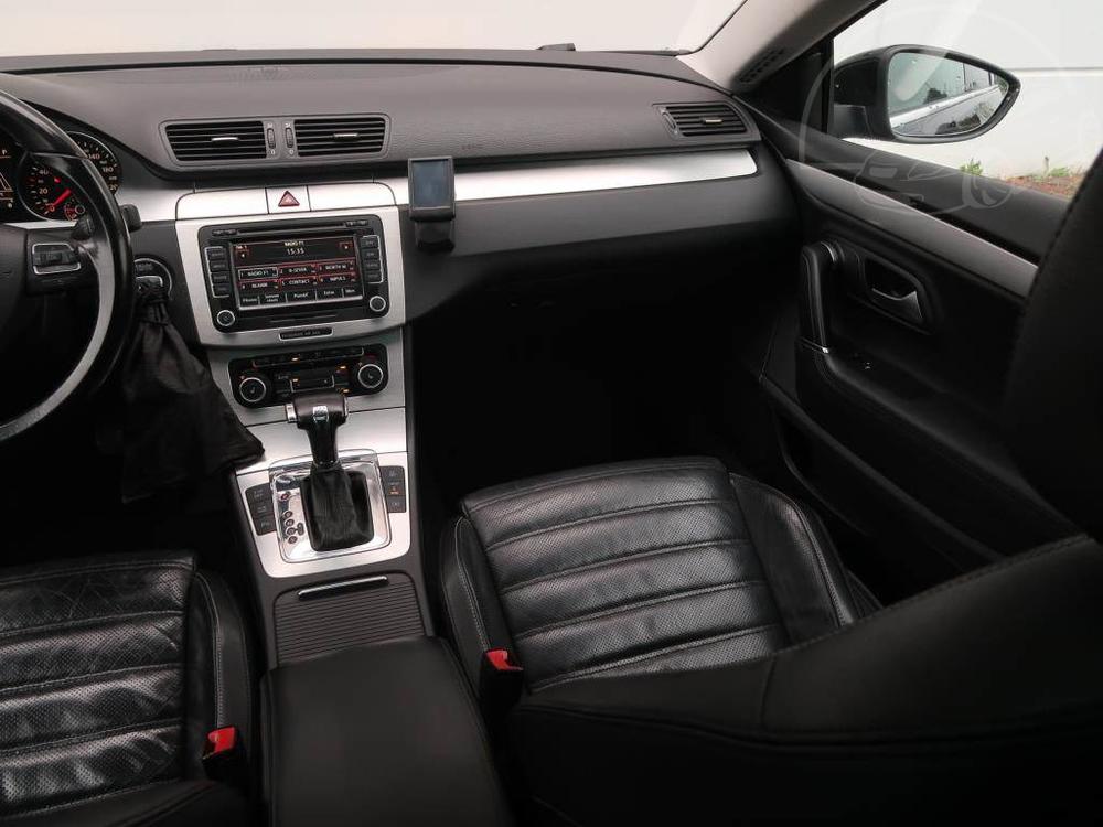 Volkswagen Passat 2.0 TDI, Automat, Navi