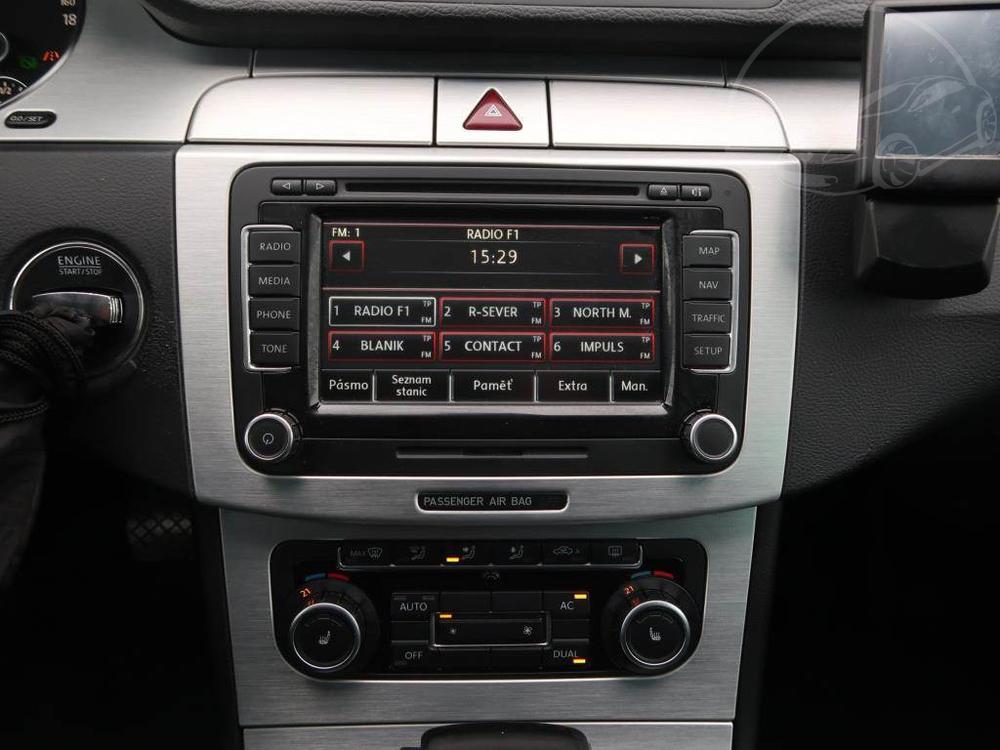 Volkswagen Passat 2.0 TDI, Automat, Navi