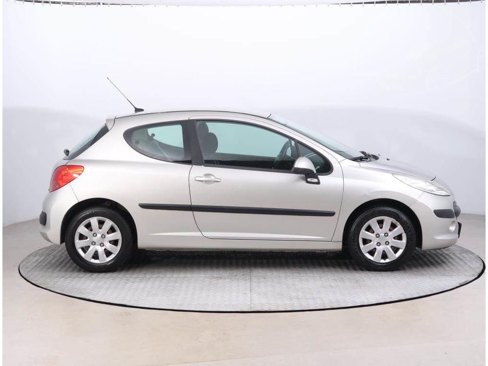 Peugeot 207 1.6 HDi, po STK