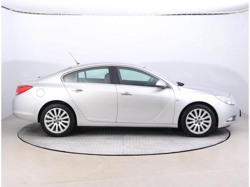 Opel Insignia 2.0 CDTI, Koen sedaky