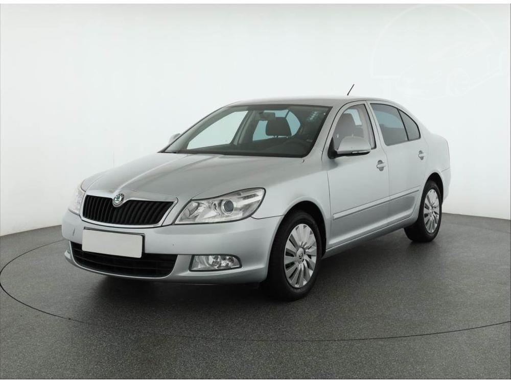 koda Octavia 1.6 TDI, NOV CENA, Klima