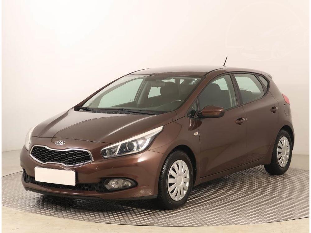 Kia Ceed 1.4 CVVT, NOV CENA, Klima