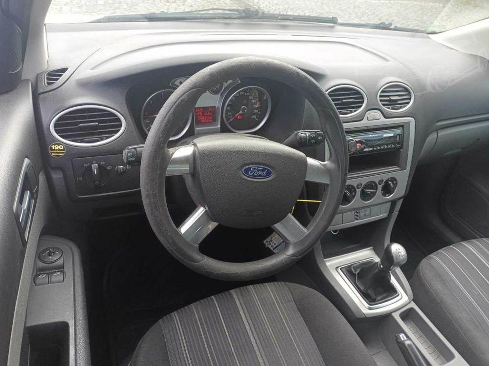 Ford Focus 1.6 TDCi, rezervace