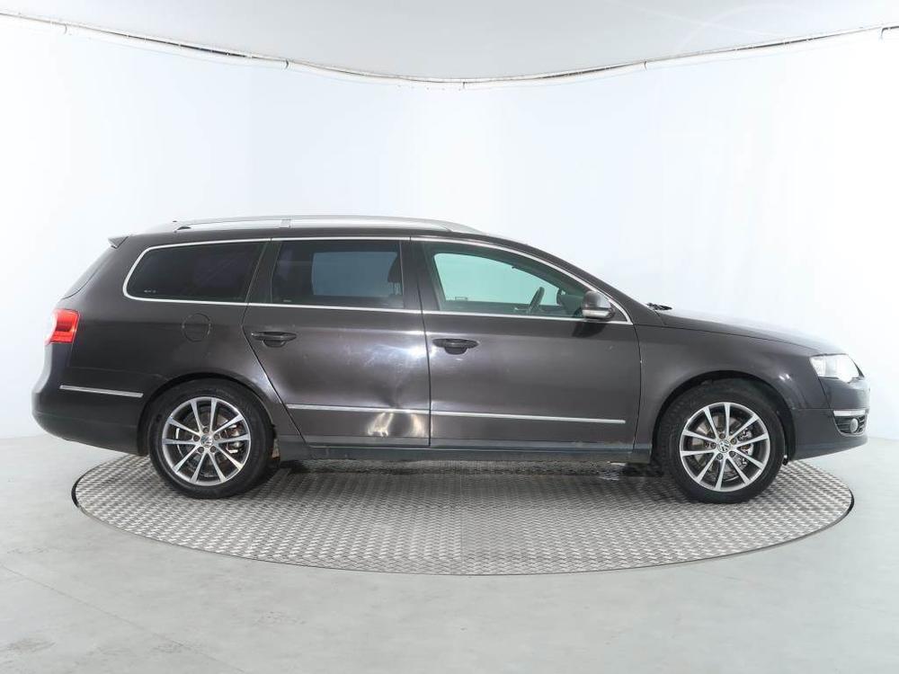 Volkswagen Passat 2.0 TDI, 4X4, Tan