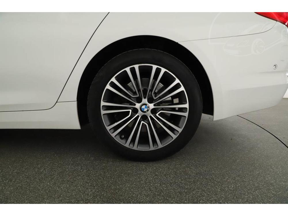 BMW 530 530d xDrive, Sport Line