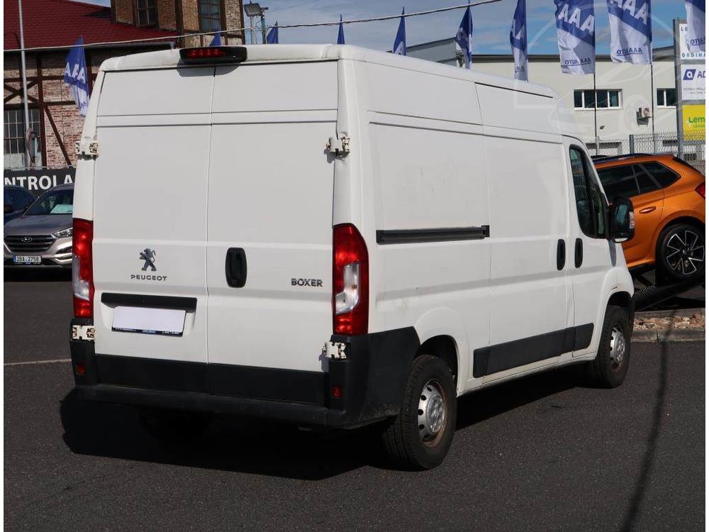 Peugeot Boxer 2.2 BlueHDi, L2H2, Furgon