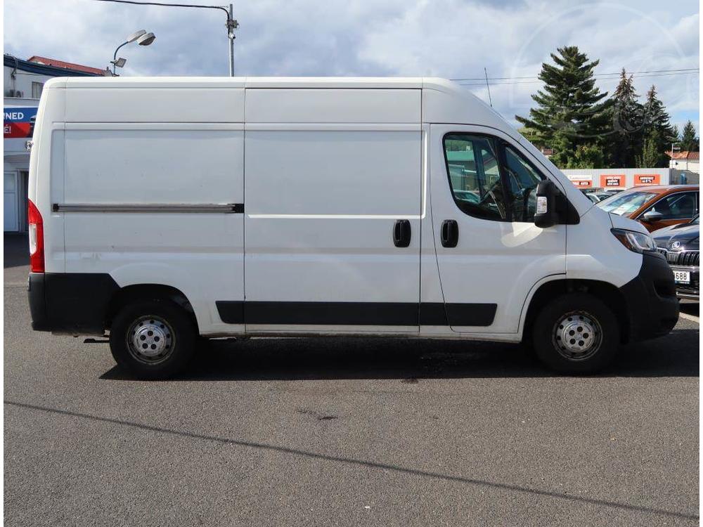 Peugeot Boxer 2.2 BlueHDi, L2H2, Furgon