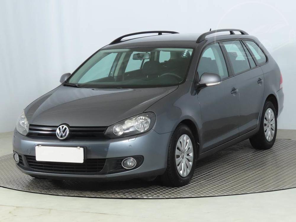 Volkswagen Golf 1.6 TDI, Automatick klima