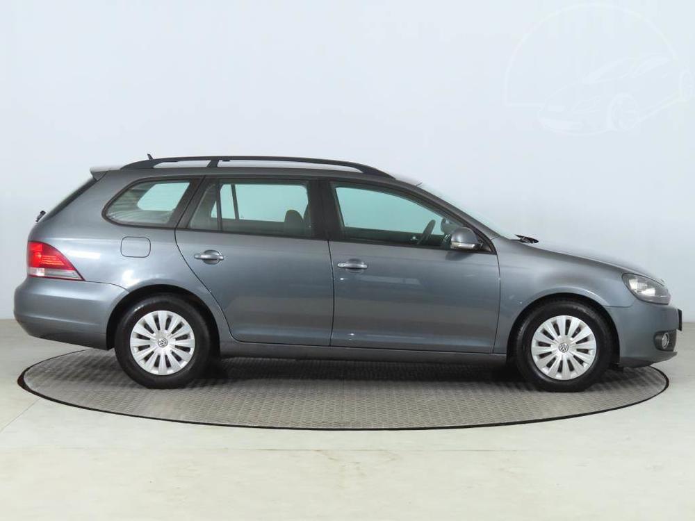 Volkswagen Golf 1.6 TDI, Automatick klima