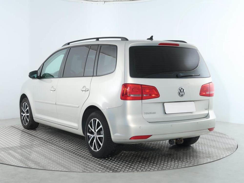 Volkswagen Touran 1.6 TDI, Serv.kniha, Navi