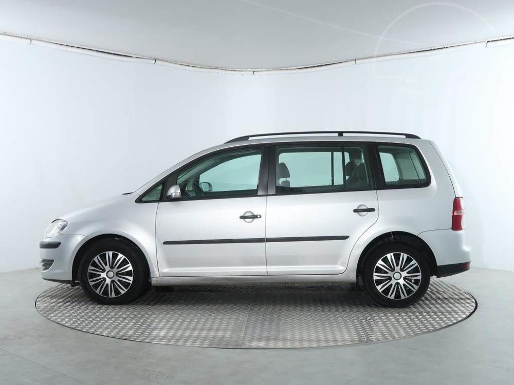 Volkswagen Touran 1.9 TDI, Trendline, po STK