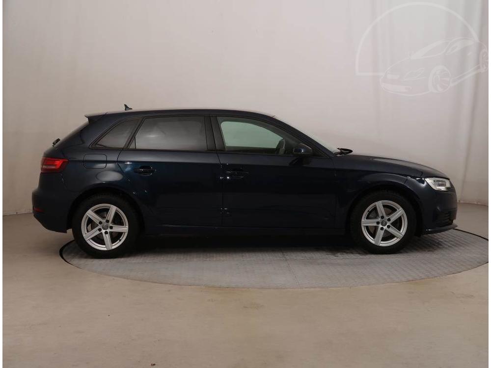 Audi A3 1.6 TDI, NOV CENA, R,2.maj