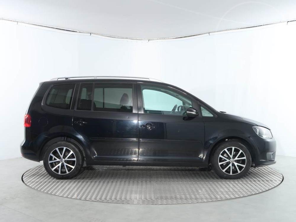 Volkswagen Touran 1.6 TDI, Automat, Serv.kniha