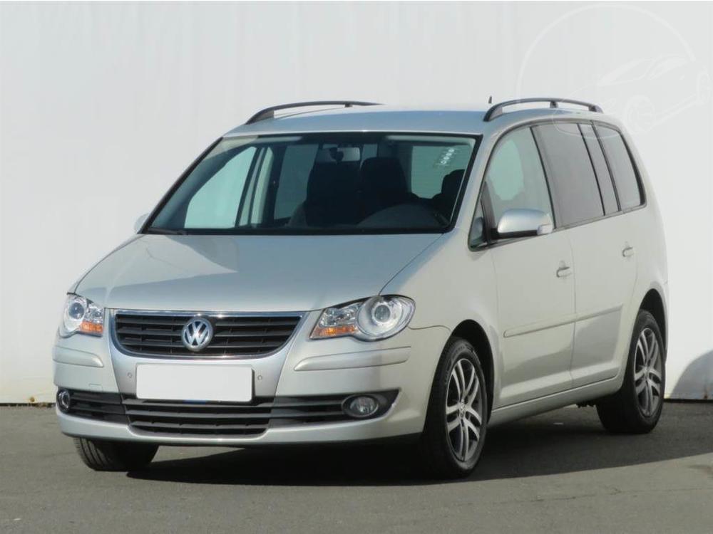 Volkswagen Touran 1.4 TSI, Trendline, R,2.maj