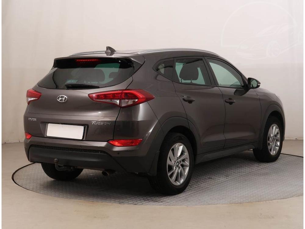 Hyundai Tucson 1.7 CRDi, Navi