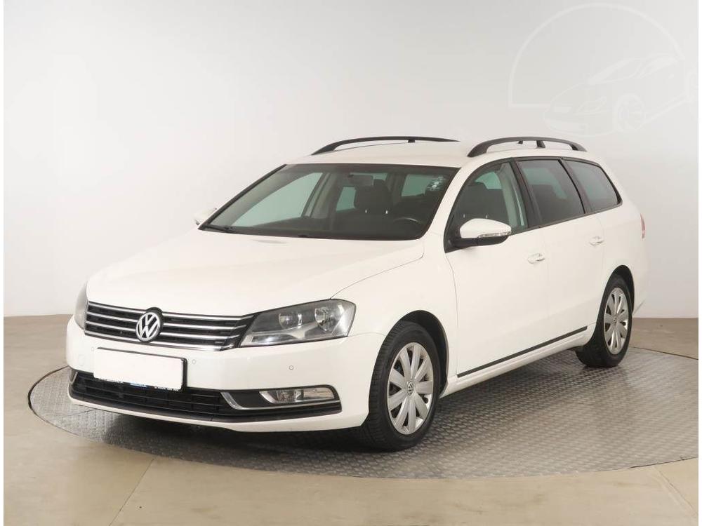 Volkswagen Passat 2.0 TDI, Automat, Navi