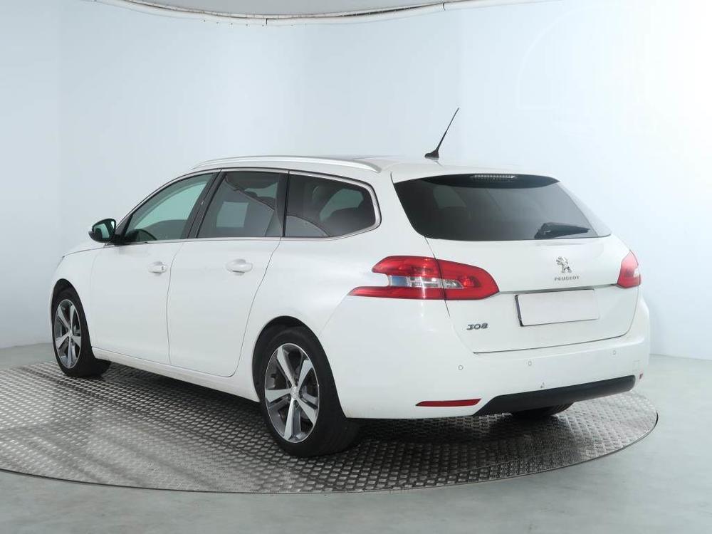 Peugeot 308 1.2 PureTech, Automat, R