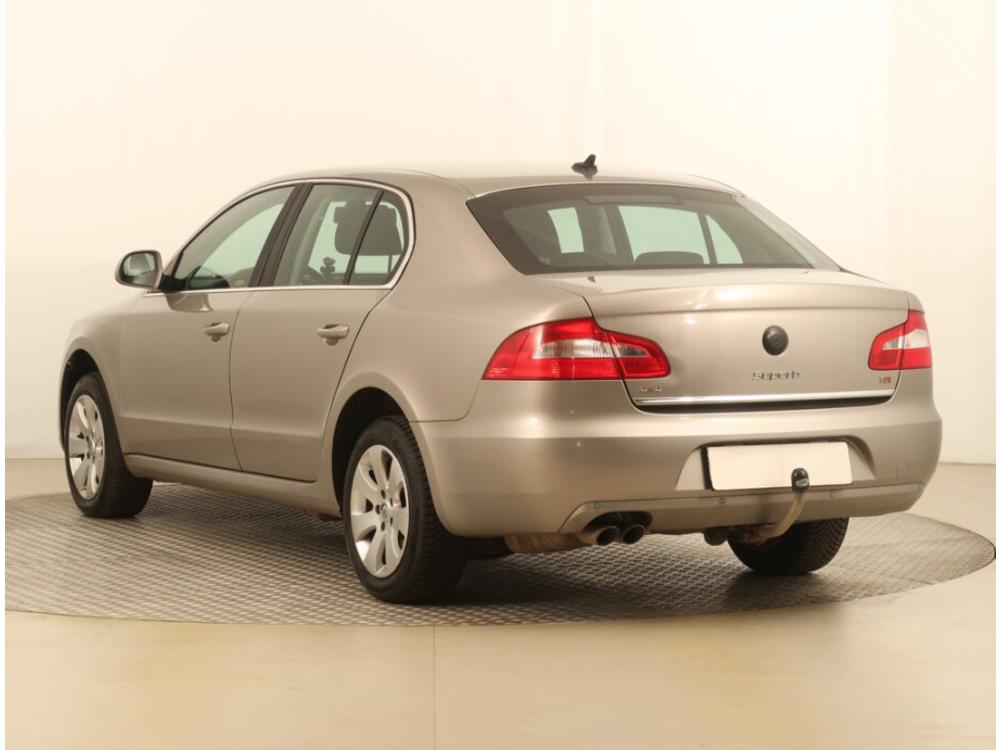 koda Superb 2.0 TDI, 4X4, R,2.maj