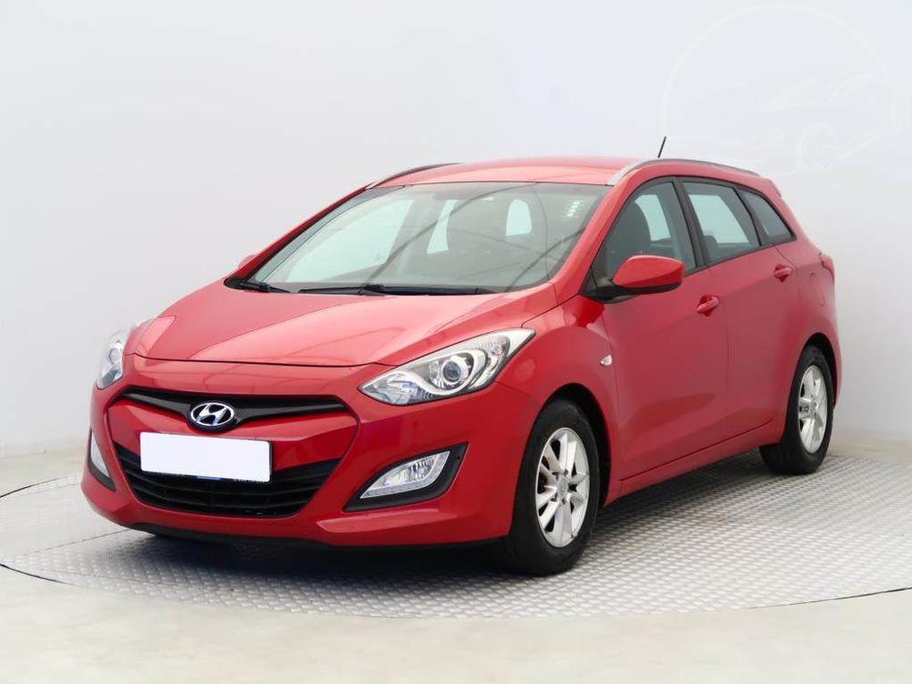 Hyundai i30 1.6 MPI, Serv.kniha, Klima