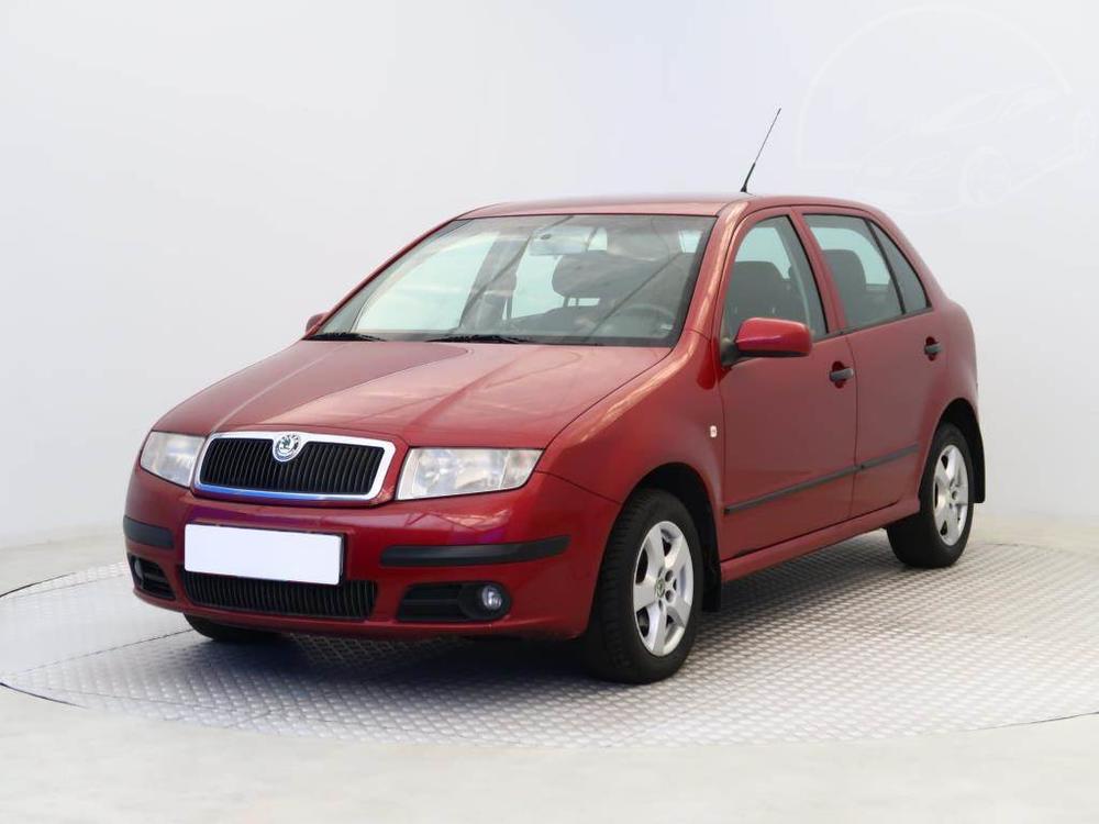 koda Fabia 1.2 12V, rezervace