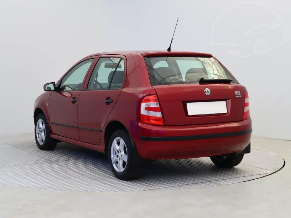 koda Fabia 1.2 12V, rezervace