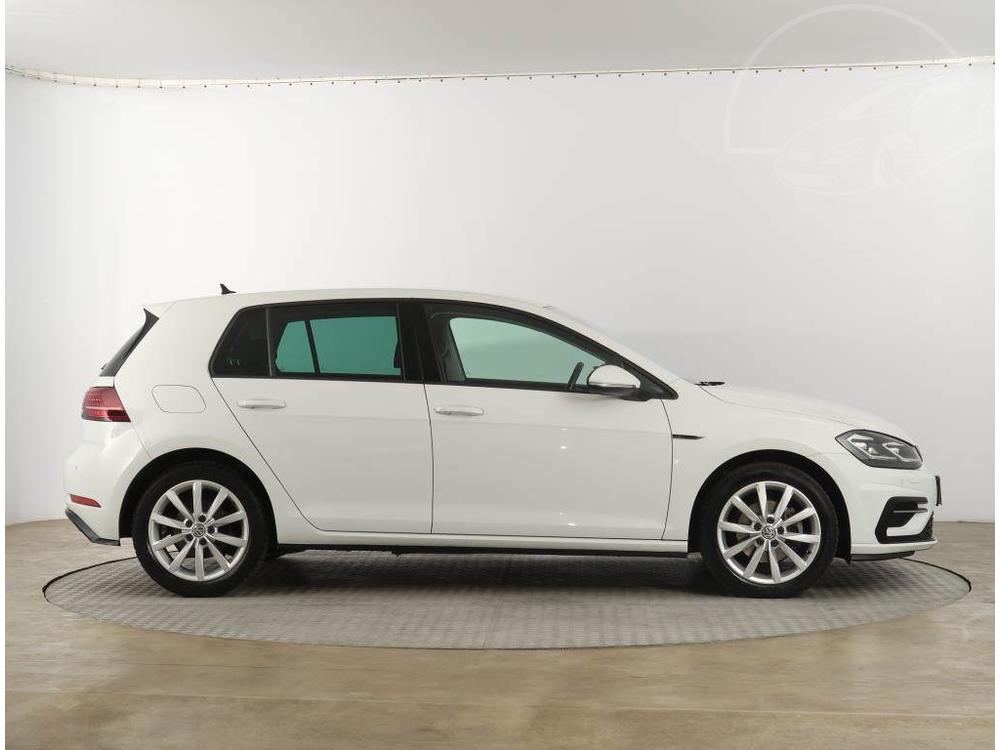 Volkswagen Golf 1.5 TSI, R-Line, Automat