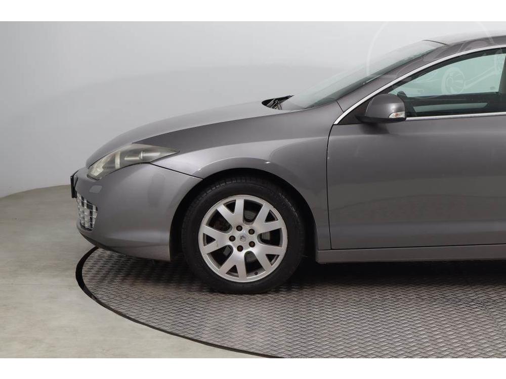 Renault Laguna 2.0 dCi, Xenony