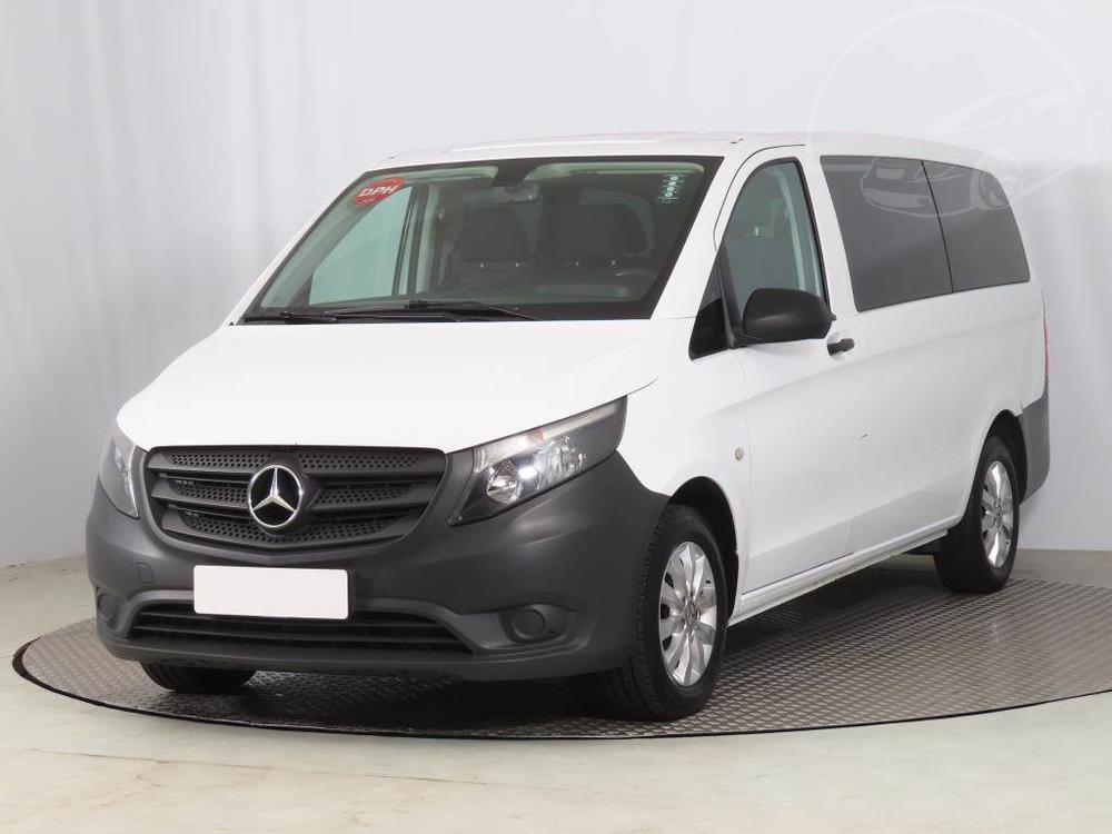 Prodm Mercedes-Benz Vito 111 CDI, Tourer, 9 mst