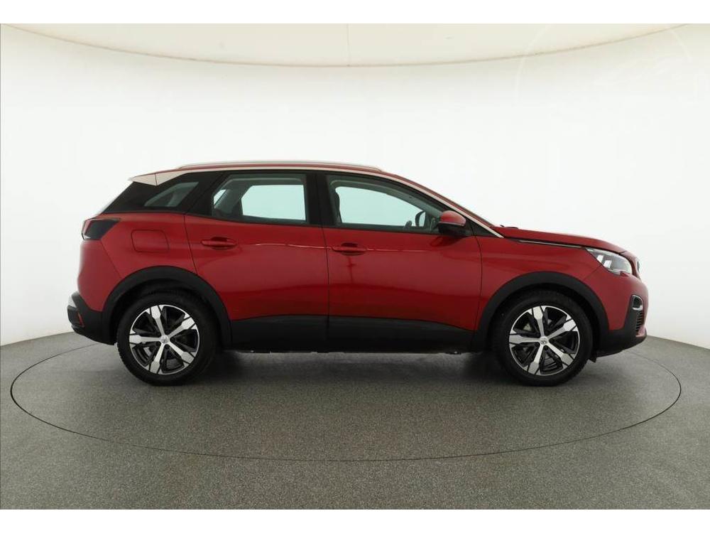 Peugeot 3008 1.5 BlueHDi, R,1.maj, Navi