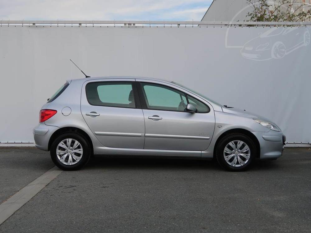 Peugeot 307 1.6 HDi, Automatick klima