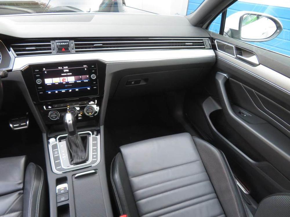 Volkswagen Passat 2.0 TDI, R-Line, Automat