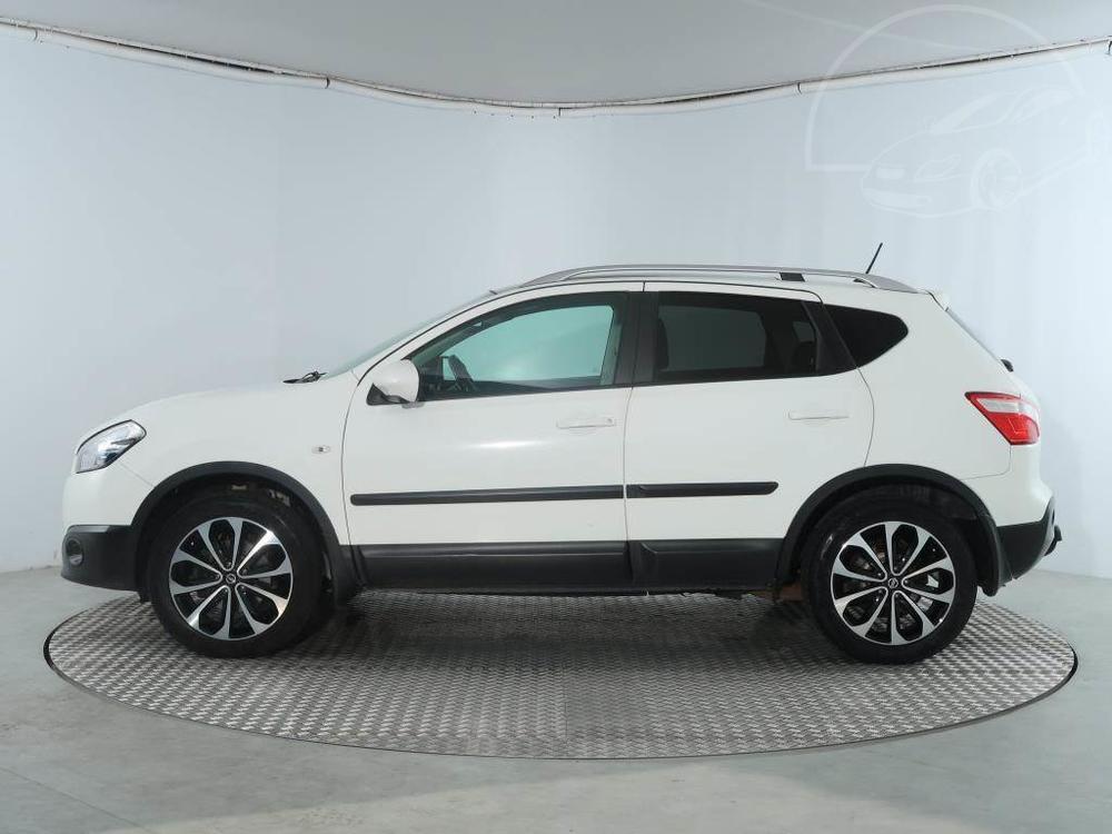 Nissan Qashqai 1.6, NOV CENA, R,2.maj