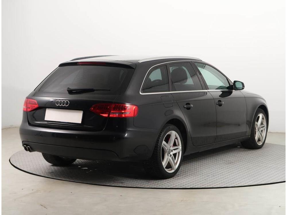 Audi A4 2.0 TDI, NOV CENA, Xenony