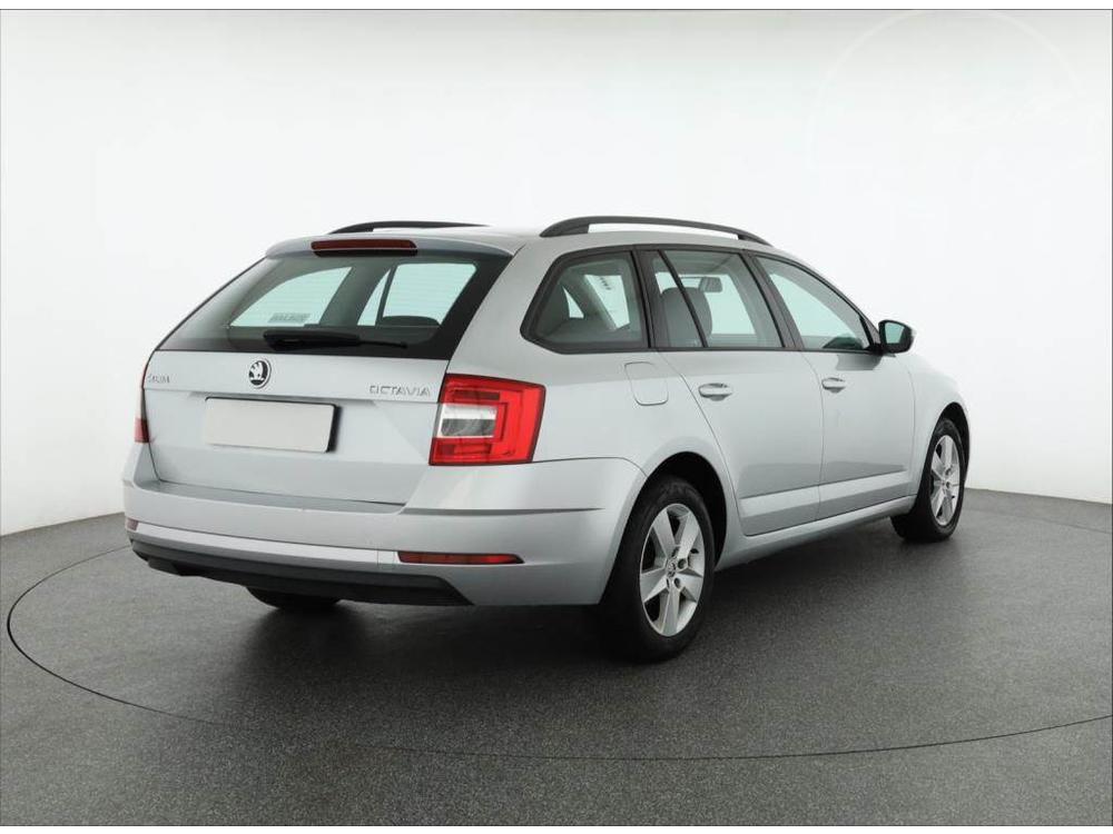 koda Octavia 1.6 TDI, R,2.maj, Klima