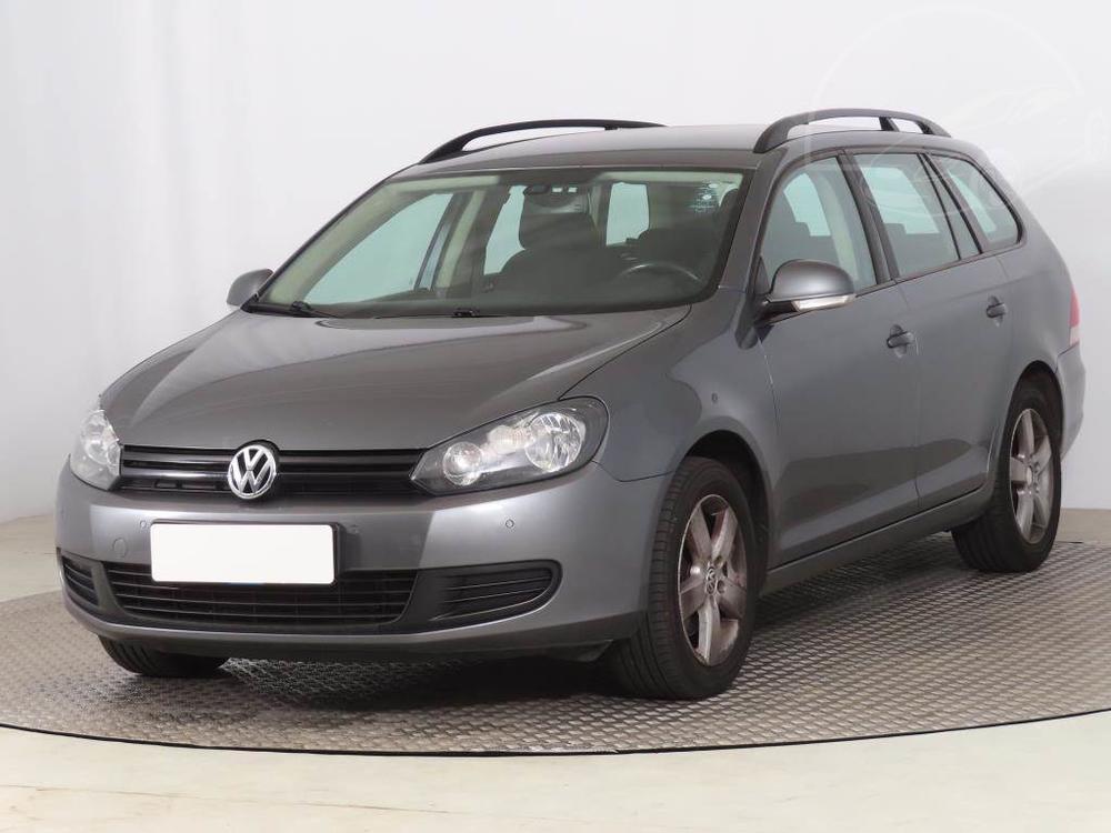 Volkswagen Golf 1.6 TDI, Serv.kniha, Navi