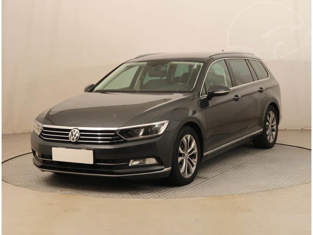 Volkswagen Passat 1.6 TDI, Navi