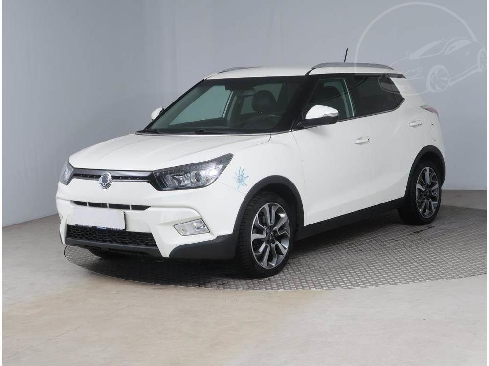 SsangYong Tivoli 1.6 e-XDi, Ke, Navi