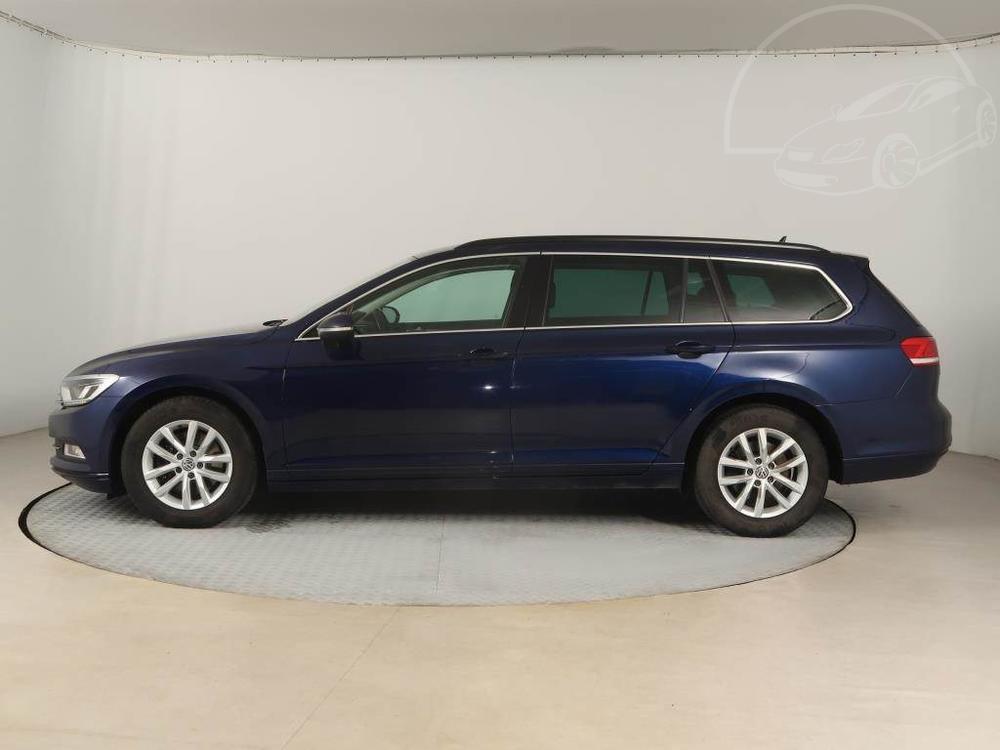 Volkswagen Passat 2.0 TDI, Serv.kniha, Navi