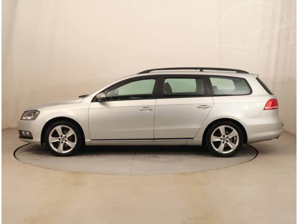 Volkswagen Passat 1.6 TDI, Automatick klima