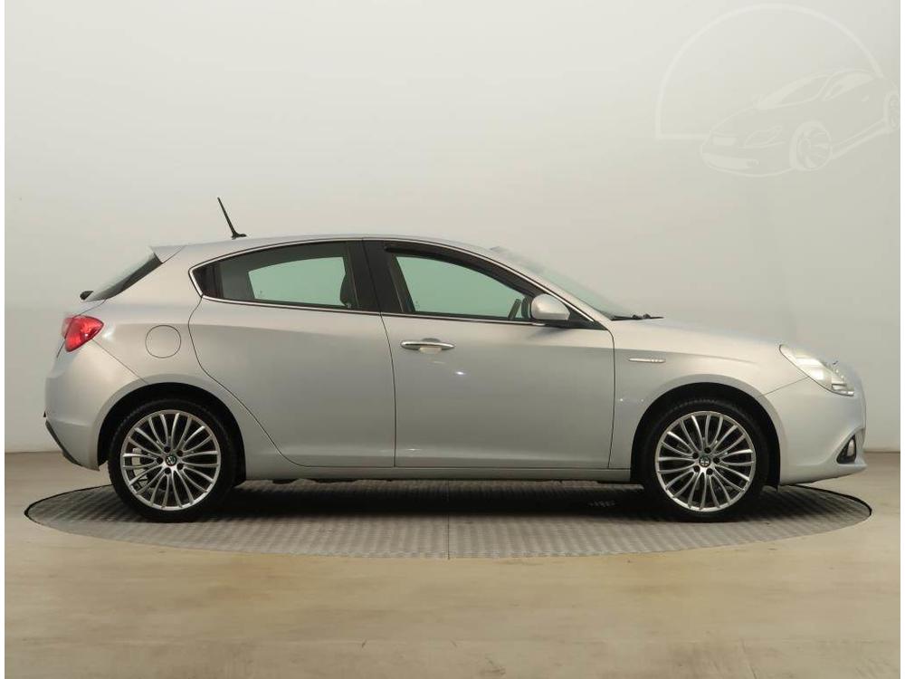 Alfa Romeo Giulietta 1.4 T MultiAir, Automat, R