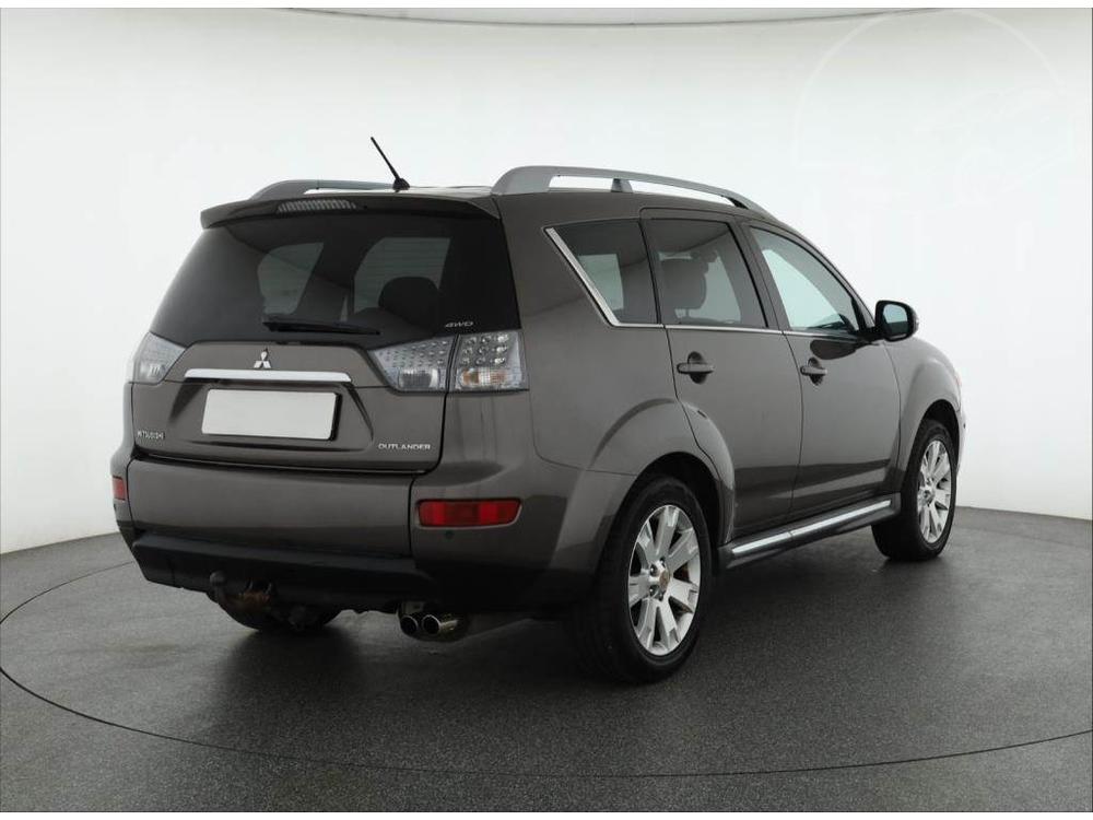 Mitsubishi Outlander 2.2 DI-D, 4X4, Automat