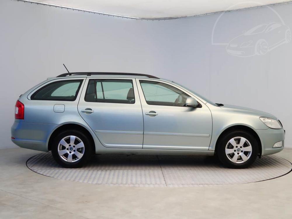 koda Octavia 2.0 TDI, R,1.maj, Serv.kniha