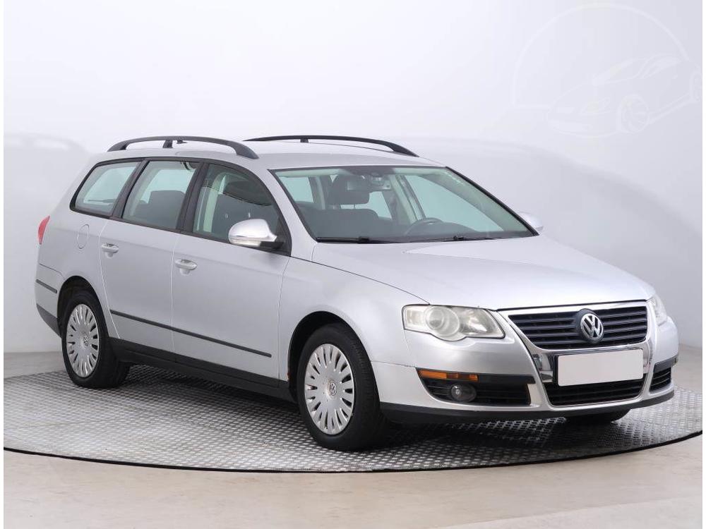 Prodm Volkswagen Passat 1.9 TDI, Serv.kniha, Tan