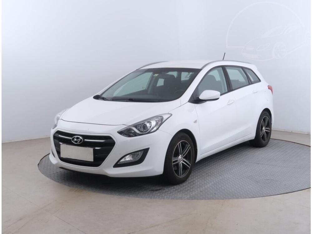 Hyundai i30 1.6 CRDi, Serv.kniha, Klima