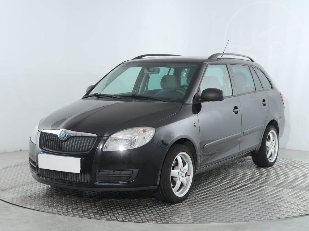 koda Fabia 1.2, rezervace