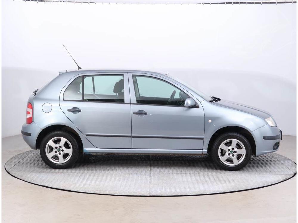 koda Fabia 1.4 16V, Ambiente, Serv.kniha