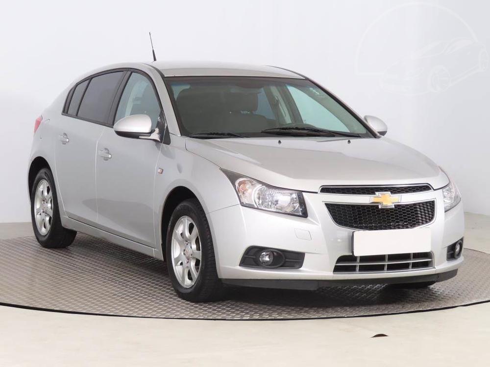 Prodm Chevrolet Cruze 2.0 VCDi, Automat, Navi, Klima